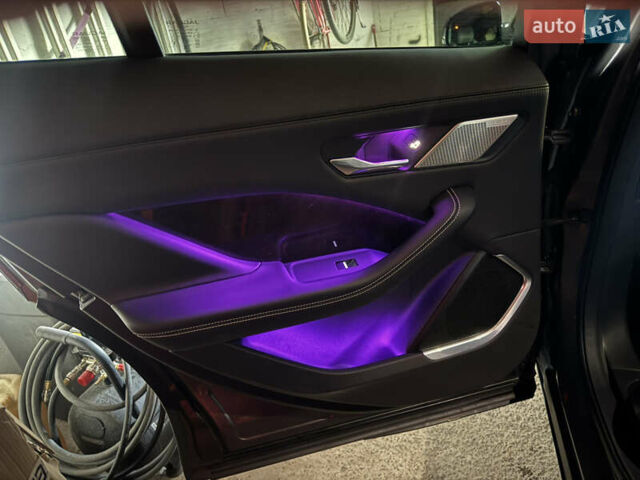 Серый Ягуар I-Pace, объемом двигателя 0 л и пробегом 120 тыс. км за 21499 $, фото 84 на Automoto.ua