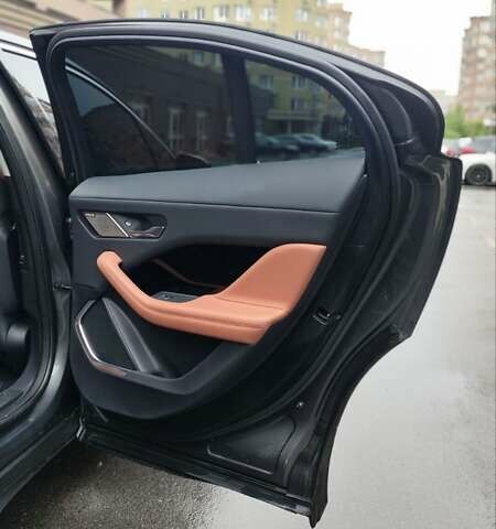 Серый Ягуар I-Pace, объемом двигателя 0 л и пробегом 66 тыс. км за 25500 $, фото 90 на Automoto.ua