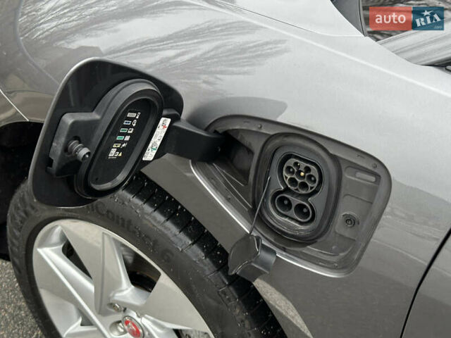 Серый Ягуар I-Pace, объемом двигателя 0 л и пробегом 94 тыс. км за 22900 $, фото 17 на Automoto.ua