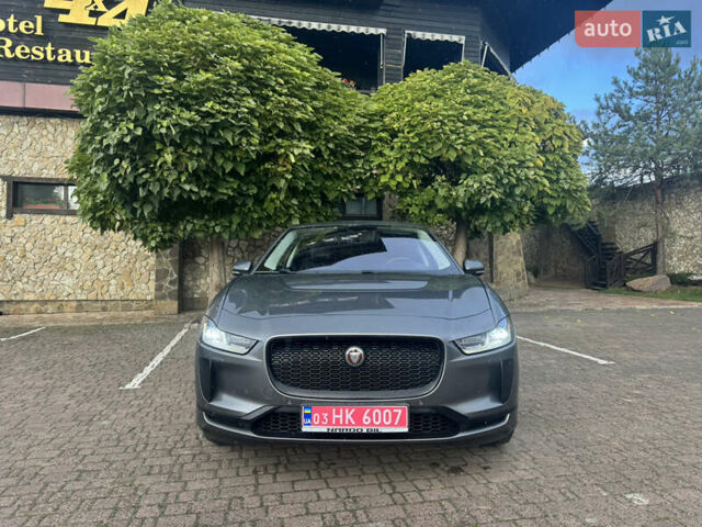 Серый Ягуар I-Pace, объемом двигателя 0 л и пробегом 86 тыс. км за 23599 $, фото 2 на Automoto.ua