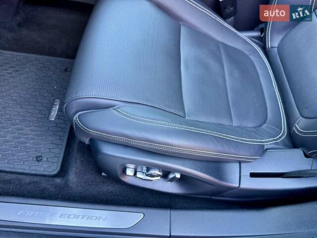 Ягуар I-Pace 2019 в Черновцах на Automoto.ua Серый Ягуар I-Pace, объемом двигателя 0 л и пробегом 76 тыс. км за 25800 $, фото 25 на Automoto.ua