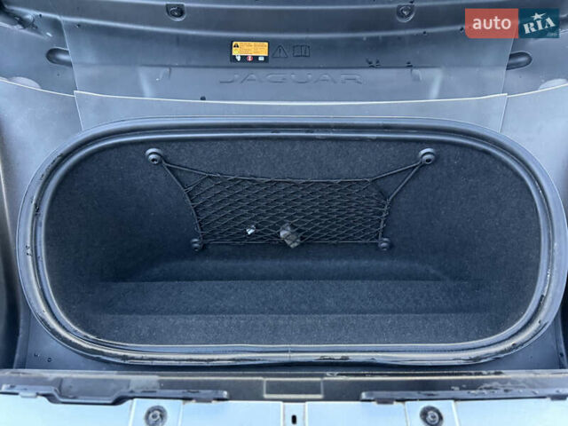 Серый Ягуар I-Pace, объемом двигателя 0 л и пробегом 144 тыс. км за 21998 $, фото 63 на Automoto.ua
