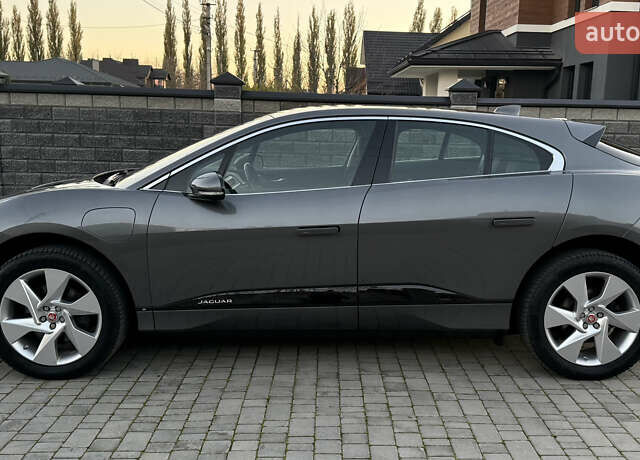 Серый Ягуар I-Pace, объемом двигателя 0 л и пробегом 88 тыс. км за 23200 $, фото 17 на Automoto.ua