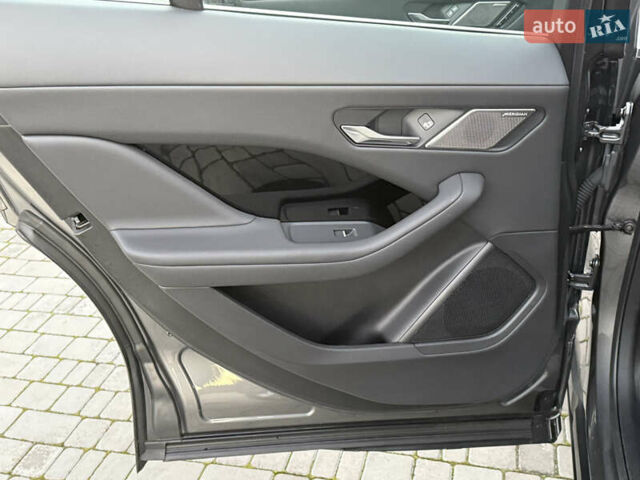 Серый Ягуар I-Pace, объемом двигателя 0 л и пробегом 88 тыс. км за 23200 $, фото 55 на Automoto.ua