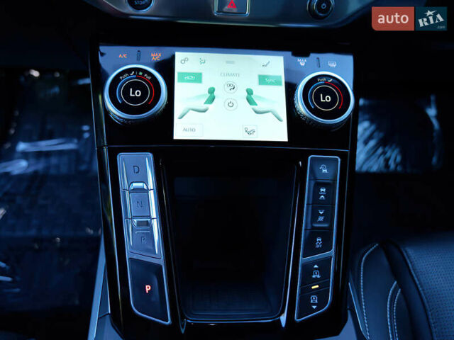Серый Ягуар I-Pace, объемом двигателя 0 л и пробегом 37 тыс. км за 20000 $, фото 8 на Automoto.ua