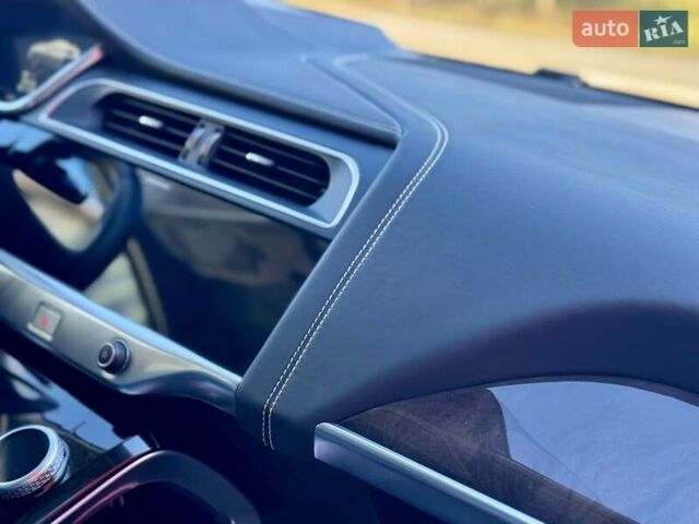 Ягуар I-Pace 2019 в Черновцах на Automoto.ua Серый Ягуар I-Pace, объемом двигателя 0 л и пробегом 76 тыс. км за 25800 $, фото 39 на Automoto.ua