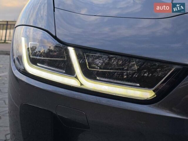 Серый Ягуар I-Pace, объемом двигателя 0 л и пробегом 97 тыс. км за 22950 $, фото 12 на Automoto.ua
