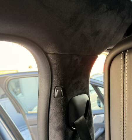 Серый Ягуар I-Pace, объемом двигателя 0 л и пробегом 87 тыс. км за 28000 $, фото 29 на Automoto.ua