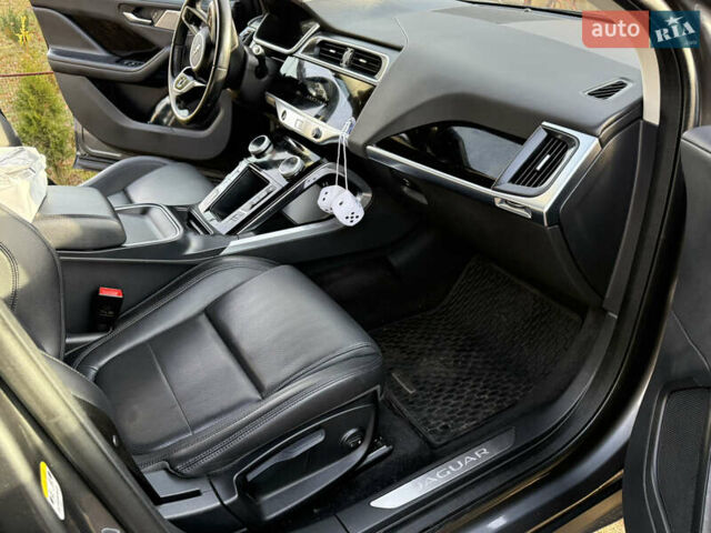 Серый Ягуар I-Pace, объемом двигателя 0 л и пробегом 112 тыс. км за 22999 $, фото 38 на Automoto.ua