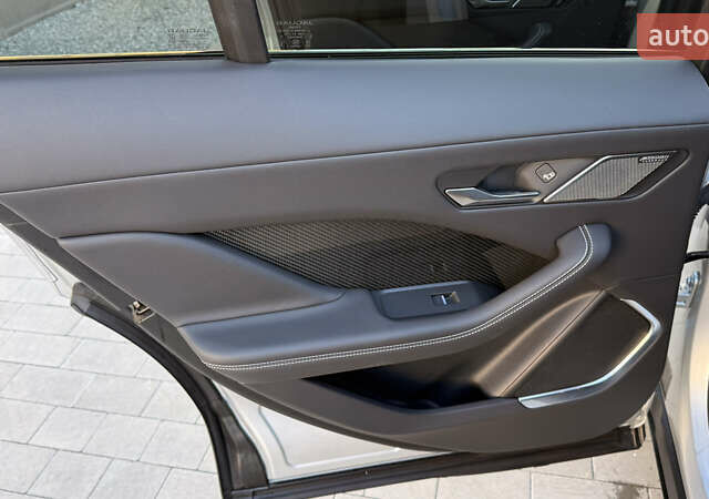 Серый Ягуар I-Pace, объемом двигателя 0 л и пробегом 87 тыс. км за 28000 $, фото 24 на Automoto.ua