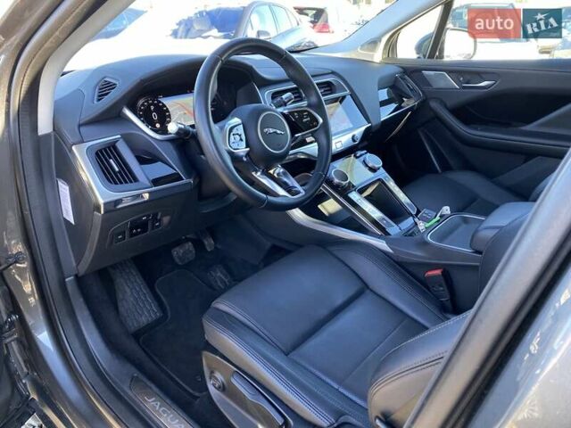 Серый Ягуар I-Pace, объемом двигателя 0 л и пробегом 95 тыс. км за 23900 $, фото 24 на Automoto.ua