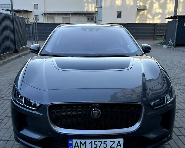 Серый Ягуар I-Pace, объемом двигателя 0 л и пробегом 60 тыс. км за 25399 $, фото 5 на Automoto.ua