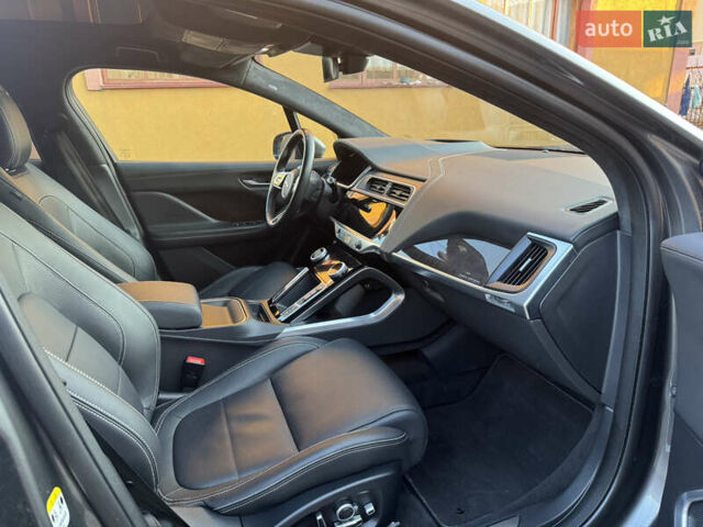 Серый Ягуар I-Pace, объемом двигателя 0 л и пробегом 120 тыс. км за 21499 $, фото 48 на Automoto.ua
