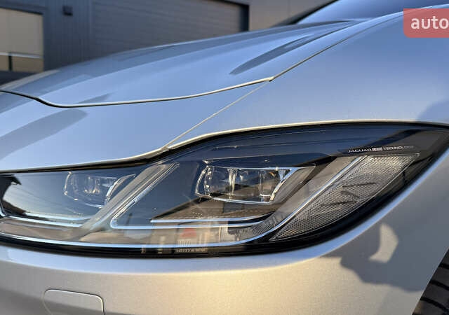 Серый Ягуар I-Pace, объемом двигателя 0 л и пробегом 87 тыс. км за 28300 $, фото 9 на Automoto.ua