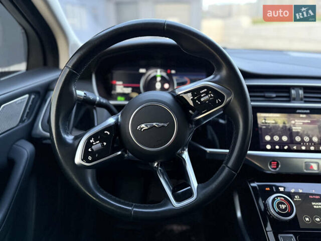 Сірий Ягуар I-Pace, об'ємом двигуна 0 л та пробігом 144 тис. км за 22999 $, фото 39 на Automoto.ua