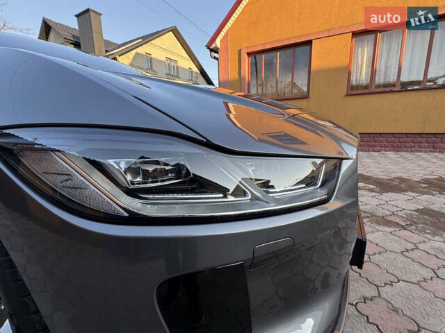 Серый Ягуар I-Pace, объемом двигателя 0 л и пробегом 120 тыс. км за 21499 $, фото 56 на Automoto.ua