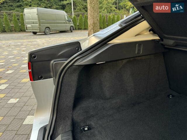Серый Ягуар I-Pace, объемом двигателя 0 л и пробегом 158 тыс. км за 22950 $, фото 120 на Automoto.ua