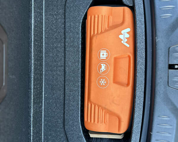 Серый Ягуар I-Pace, объемом двигателя 0 л и пробегом 106 тыс. км за 22900 $, фото 43 на Automoto.ua