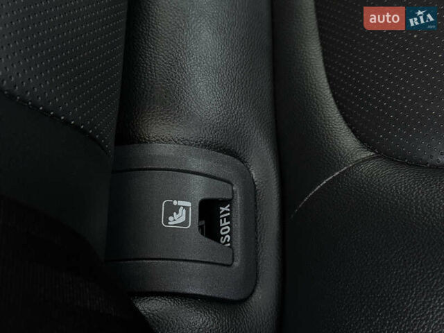 Серый Ягуар I-Pace, объемом двигателя 0 л и пробегом 158 тыс. км за 22950 $, фото 155 на Automoto.ua