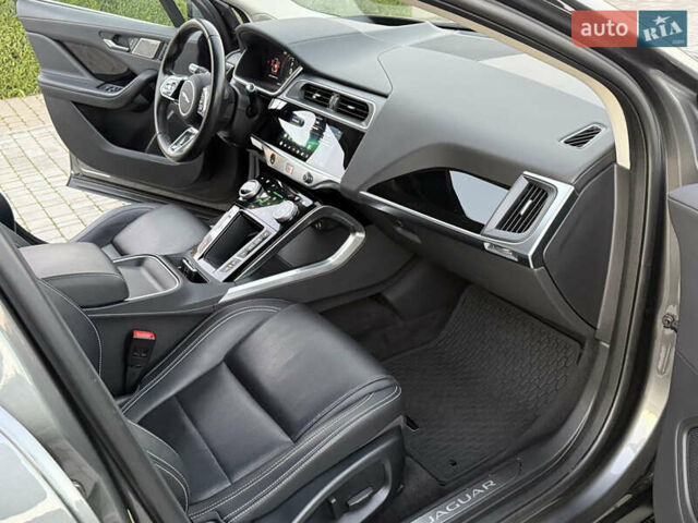 Серый Ягуар I-Pace, объемом двигателя 0 л и пробегом 88 тыс. км за 23200 $, фото 58 на Automoto.ua