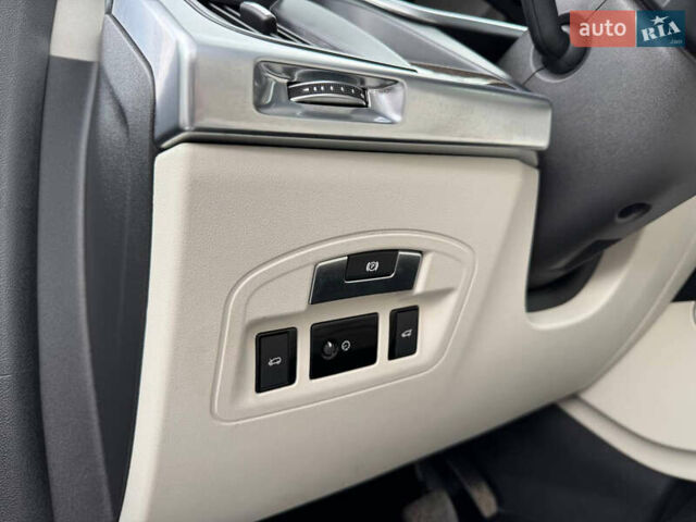 Серый Ягуар I-Pace, объемом двигателя 0 л и пробегом 80 тыс. км за 23900 $, фото 73 на Automoto.ua