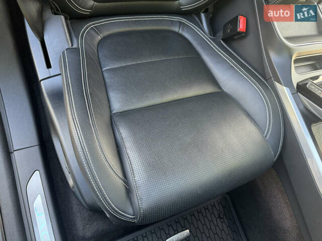 Серый Ягуар I-Pace, объемом двигателя 0 л и пробегом 86 тыс. км за 23599 $, фото 33 на Automoto.ua