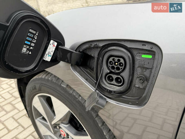 Ягуар I-Pace 2019 в Тернополе на Automoto.ua Серый Ягуар I-Pace, объемом двигателя 0 л и пробегом 128 тыс. км за 22300 $, фото 20 на Automoto.ua