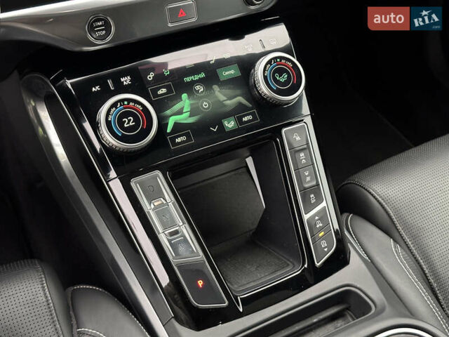 Серый Ягуар I-Pace, объемом двигателя 0 л и пробегом 163 тыс. км за 26500 $, фото 71 на Automoto.ua