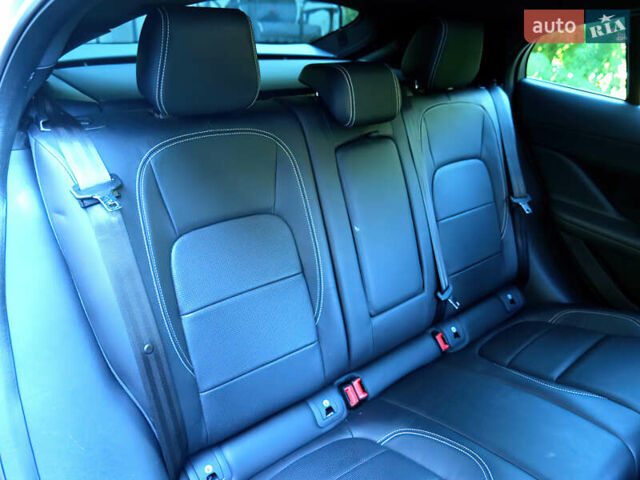 Серый Ягуар I-Pace, объемом двигателя 0 л и пробегом 37 тыс. км за 20000 $, фото 14 на Automoto.ua