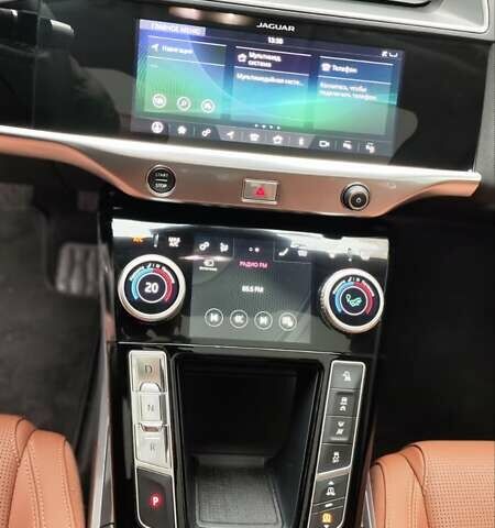 Серый Ягуар I-Pace, объемом двигателя 0 л и пробегом 66 тыс. км за 25500 $, фото 85 на Automoto.ua