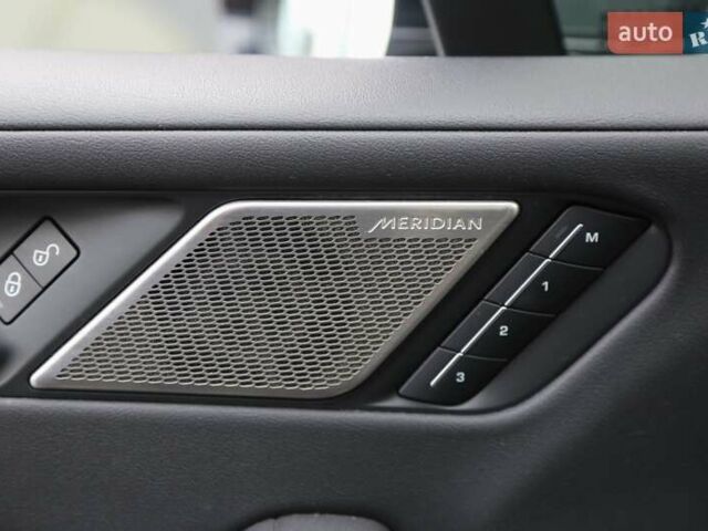 Серый Ягуар I-Pace, объемом двигателя 0 л и пробегом 90 тыс. км за 25000 $, фото 25 на Automoto.ua