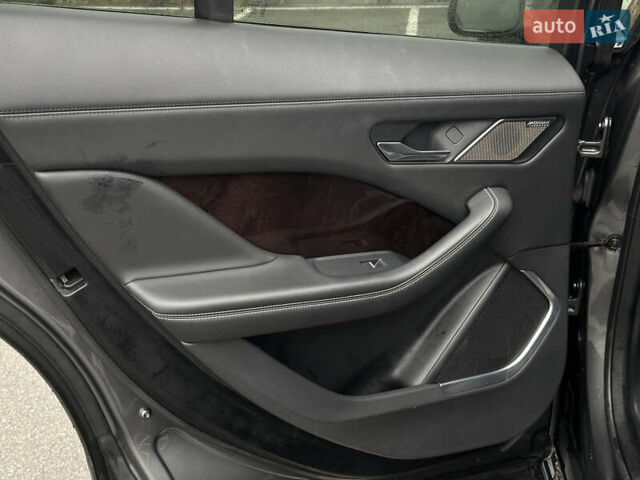 Серый Ягуар I-Pace, объемом двигателя 0 л и пробегом 163 тыс. км за 26500 $, фото 99 на Automoto.ua