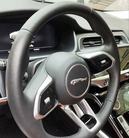Серый Ягуар I-Pace, объемом двигателя 0 л и пробегом 66 тыс. км за 25500 $, фото 103 на Automoto.ua