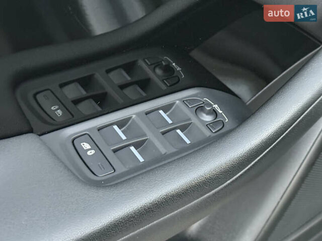 Серый Ягуар I-Pace, объемом двигателя 0 л и пробегом 88 тыс. км за 23200 $, фото 48 на Automoto.ua