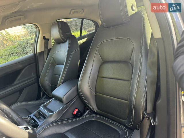 Серый Ягуар I-Pace, объемом двигателя 0 л и пробегом 86 тыс. км за 23599 $, фото 39 на Automoto.ua