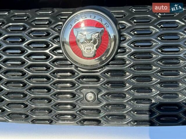 Ягуар I-Pace 2019 в Черновцах на Automoto.ua Серый Ягуар I-Pace, объемом двигателя 0 л и пробегом 76 тыс. км за 25800 $, фото 17 на Automoto.ua