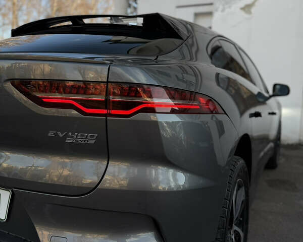 Серый Ягуар I-Pace, объемом двигателя 0 л и пробегом 59 тыс. км за 23850 $, фото 29 на Automoto.ua