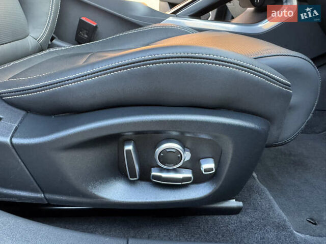 Серый Ягуар I-Pace, объемом двигателя 0 л и пробегом 120 тыс. км за 21499 $, фото 27 на Automoto.ua