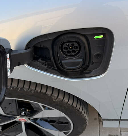 Серый Ягуар I-Pace, объемом двигателя 0 л и пробегом 87 тыс. км за 28300 $, фото 39 на Automoto.ua