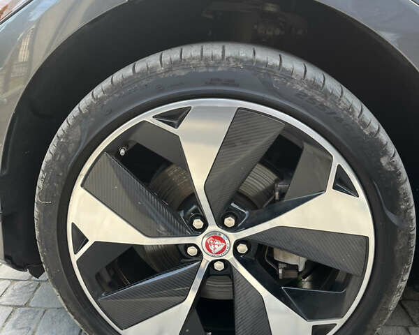 Серый Ягуар I-Pace, объемом двигателя 0 л и пробегом 101 тыс. км за 25300 $, фото 17 на Automoto.ua