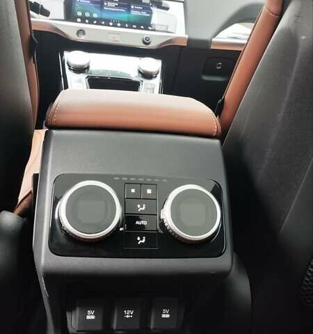 Серый Ягуар I-Pace, объемом двигателя 0 л и пробегом 66 тыс. км за 25500 $, фото 94 на Automoto.ua