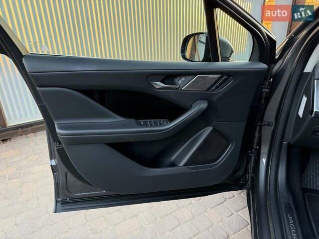 Серый Ягуар I-Pace, объемом двигателя 0 л и пробегом 158 тыс. км за 22700 $, фото 32 на Automoto.ua
