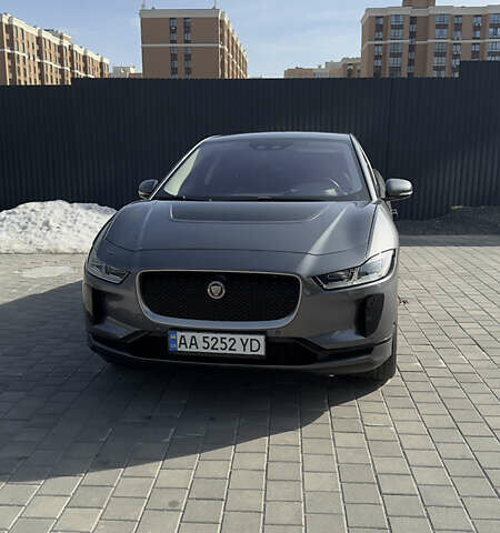 Серый Ягуар I-Pace, объемом двигателя 0 л и пробегом 74 тыс. км за 25500 $, фото 1 на Automoto.ua