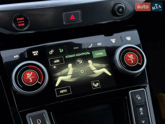 Сірий Ягуар I-Pace, об'ємом двигуна 0 л та пробігом 54 тис. км за 29400 $, фото 57 на Automoto.ua