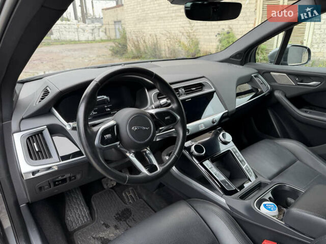 Ягуар I-Pace 2019 в Тернополе на Automoto.ua Серый Ягуар I-Pace, объемом двигателя 0 л и пробегом 128 тыс. км за 22300 $, фото 24 на Automoto.ua