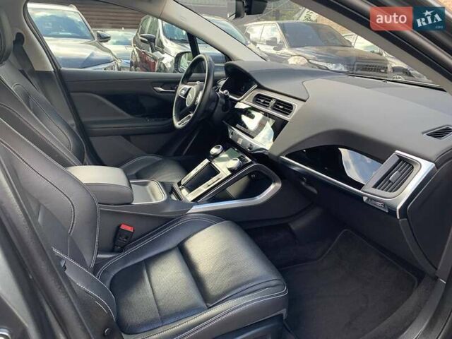 Сірий Ягуар I-Pace, об'ємом двигуна 0 л та пробігом 147 тис. км за 24299 $, фото 38 на Automoto.ua