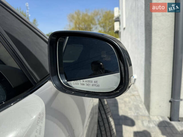 Серый Ягуар I-Pace, объемом двигателя 0 л и пробегом 72 тыс. км за 26000 $, фото 15 на Automoto.ua