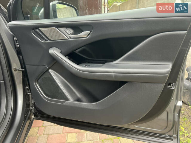 Серый Ягуар I-Pace, объемом двигателя 0 л и пробегом 152 тыс. км за 21500 $, фото 51 на Automoto.ua