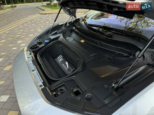 Серый Ягуар I-Pace, объемом двигателя 0 л и пробегом 158 тыс. км за 22950 $, фото 235 на Automoto.ua