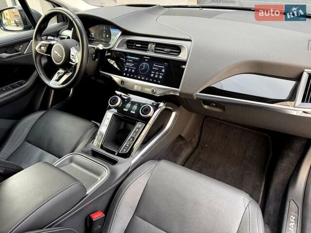 Серый Ягуар I-Pace, объемом двигателя 0 л и пробегом 190 тыс. км за 20500 $, фото 86 на Automoto.ua